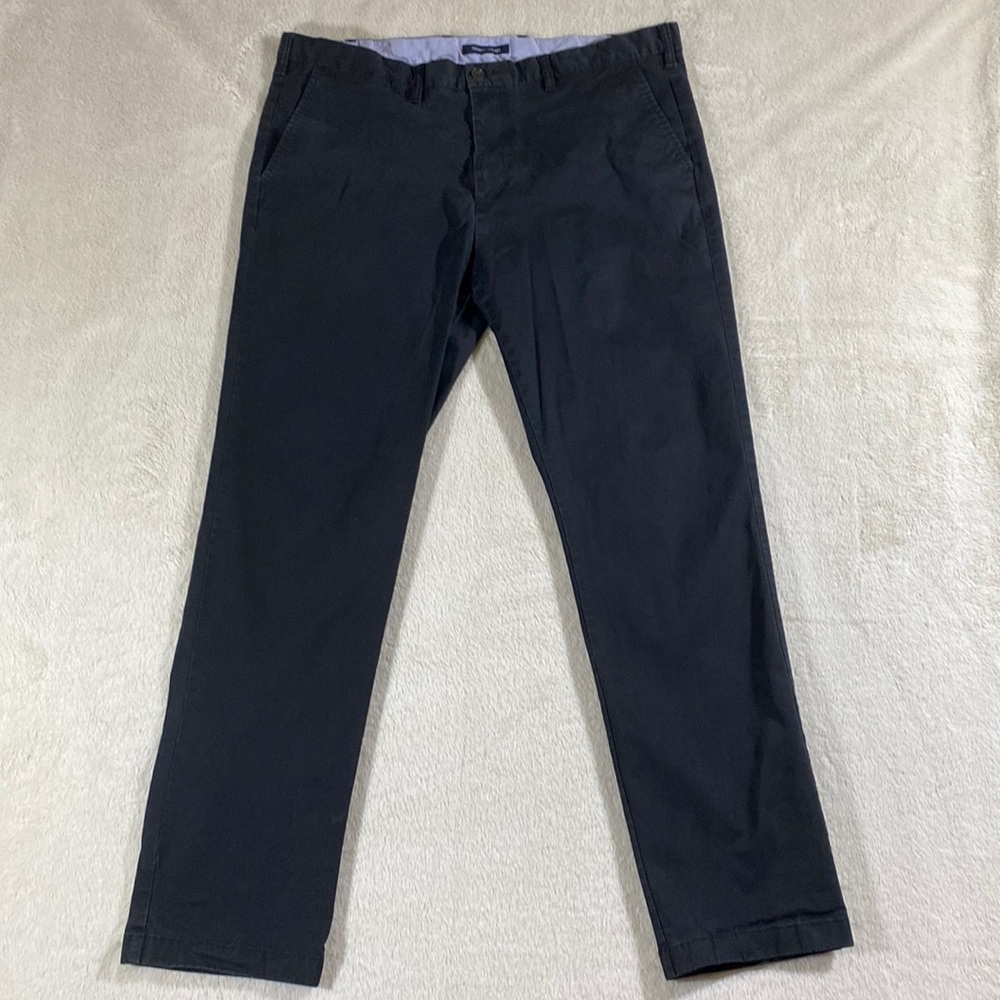 Black Tommy Hilfiger Chino Pants - 40x34 - Picture 1 of 7